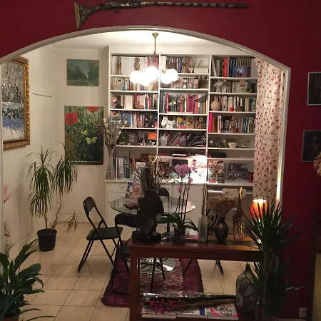 Cosy Paris/kremlin * 勒·克里姆林·比塞特